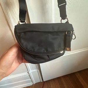 Lululemon Crossbody Bag (Black)